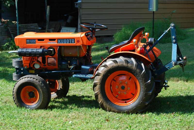 KUBOTA B6100 CZĘŚCI DO SILNIKA